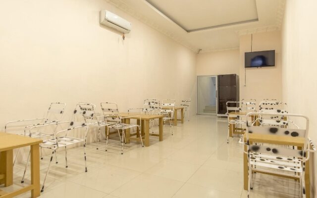 OYO 355 Fella Homestay