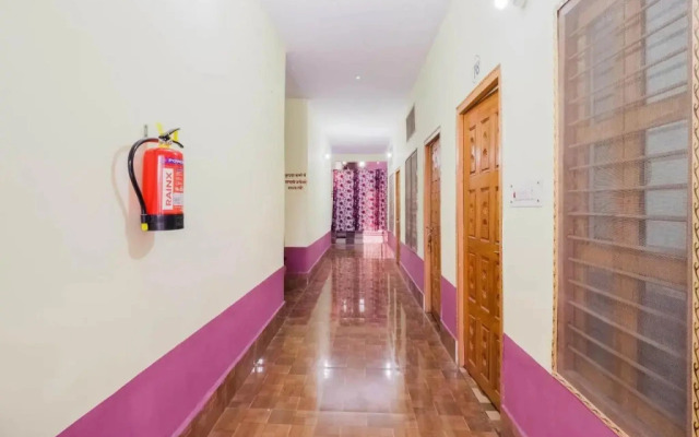 Jyotish House by OYO Rooms