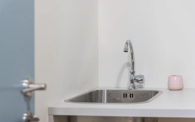 GuestReady - Somewhere I Belong