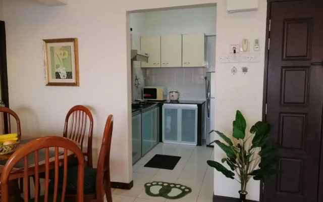 InvincibleSeaview Batu Ferrighi Sri Sayang 無敵海景 2-5