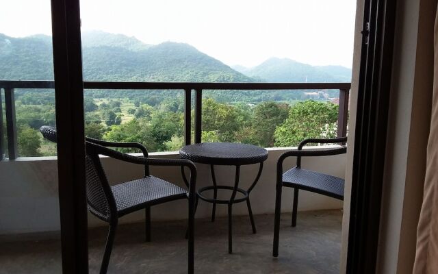Phuchomchan Khaoyai Resort