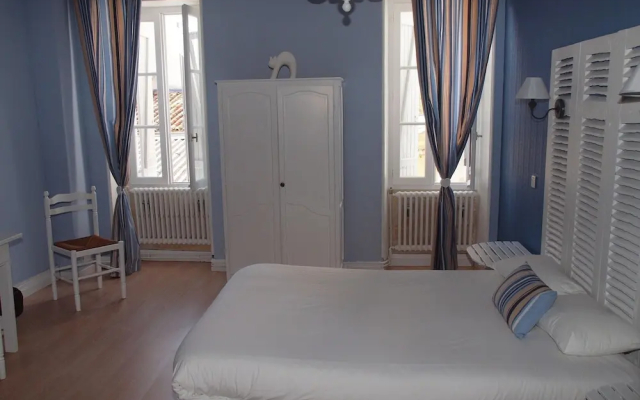 Hôtel les Thermes