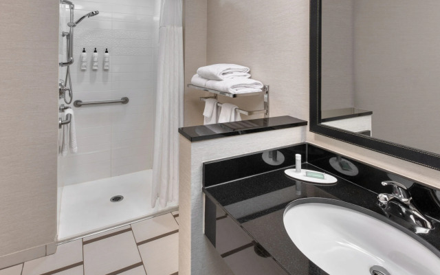 Fairfield Inn & Suites by Marriott Moncton