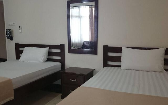 Hotel Catur Warga