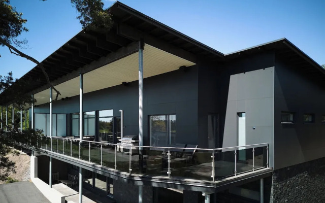 Spacious 4BR Villa with panorama views