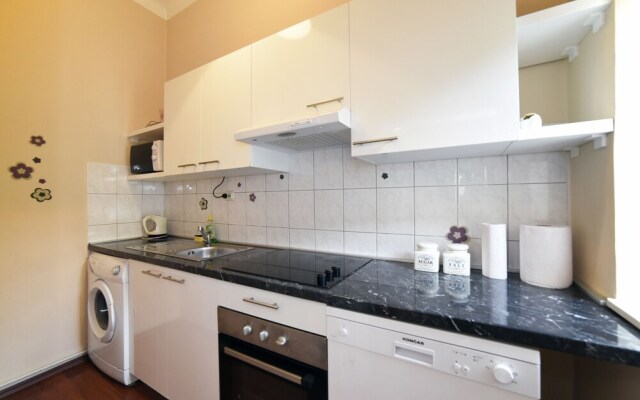 Apartment Metropolis 1