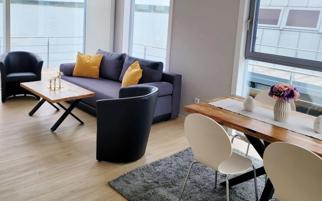 Apartment in a floating house on the Geierswalder See