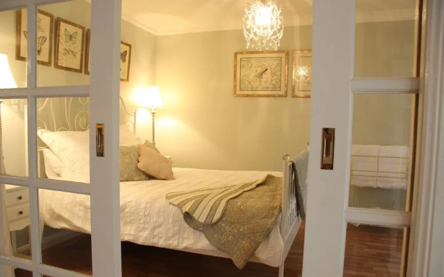 Azalea Cedar-Rose Villa