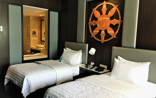 Le Meridien Paro, Riverfront