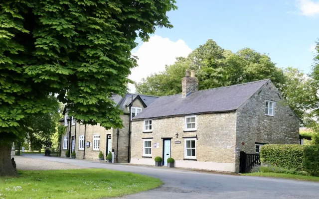 Stracey Cottage