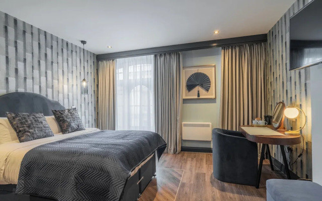 Howfield Hotel