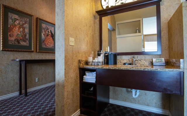 The Bard's Inn, BW Signature Collection by Best Western