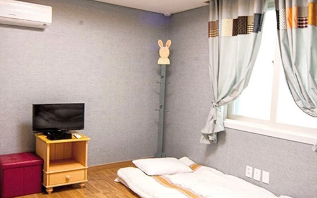 Tongyeong Semiee Guest House