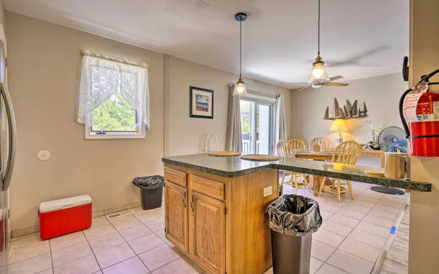 Brigantine Retreat w/ Balconies - Walk to Beach!