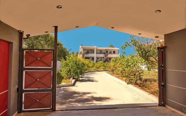 Coronis House