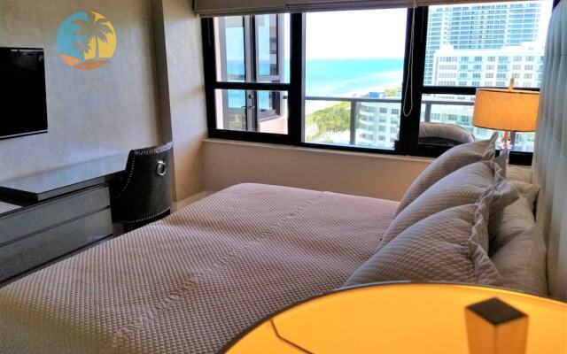 Alexander 1701 2 Bedroom Apts by RedAwning