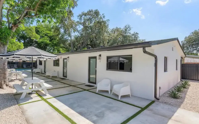Miami Stay With Pool Luxury