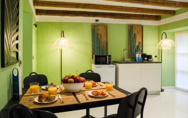 Sweet Inn - Corridoni