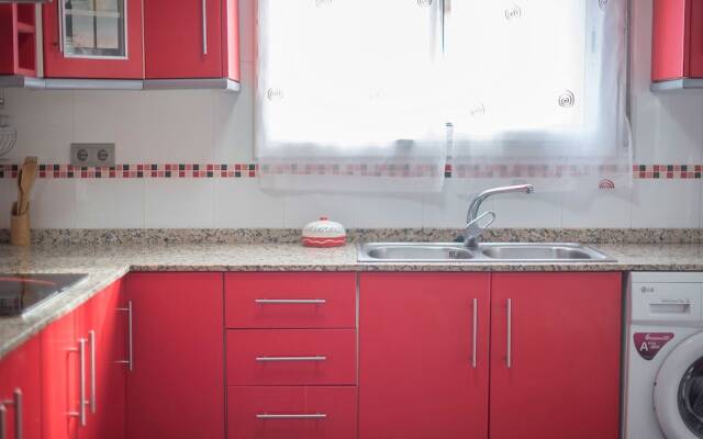 House Los Rosales 7 Km From the Beach (R83)