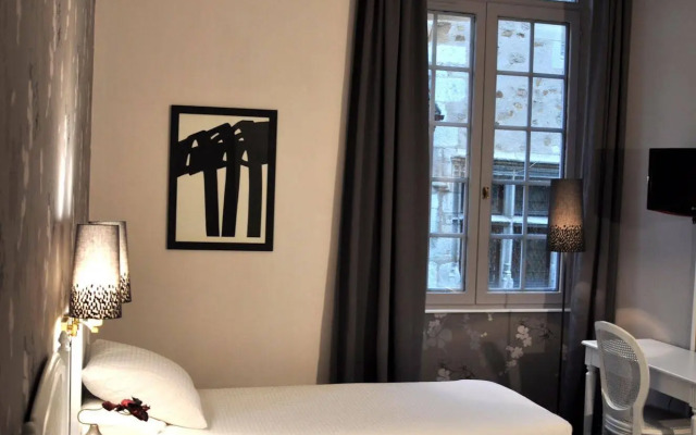 The Originals City, Hôtel La Reine Jeanne, Orthez (Inter-Hotel)