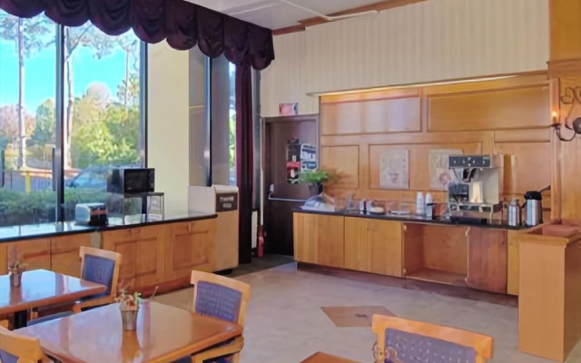 Knights Inn Atlanta Near Six Flags
