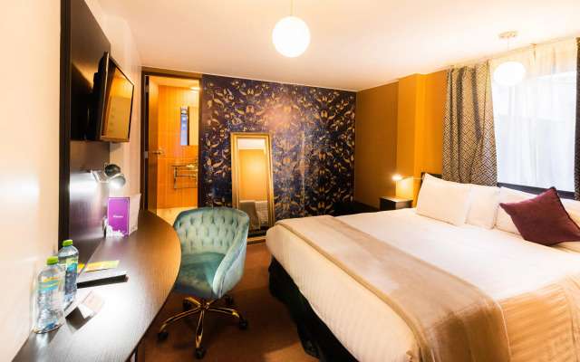 Dreams Boutique Hotel
