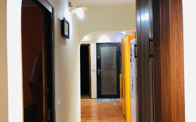 3-Room Delta Modern Residence