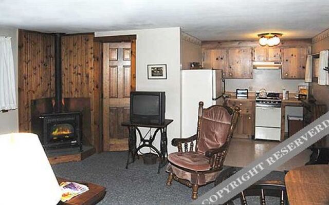 Stowe Cabins in the Woods