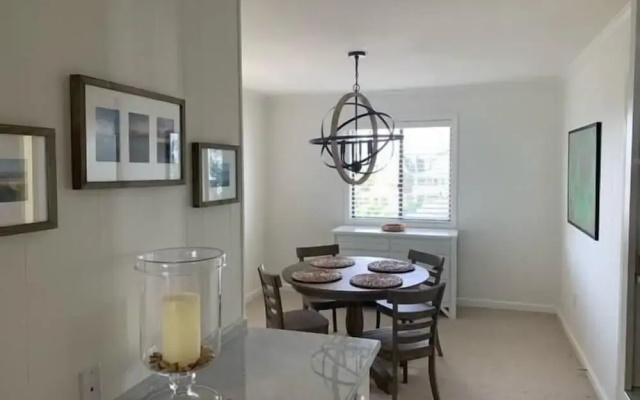 The Skipper 2 Bedroom Condo by RedAwning