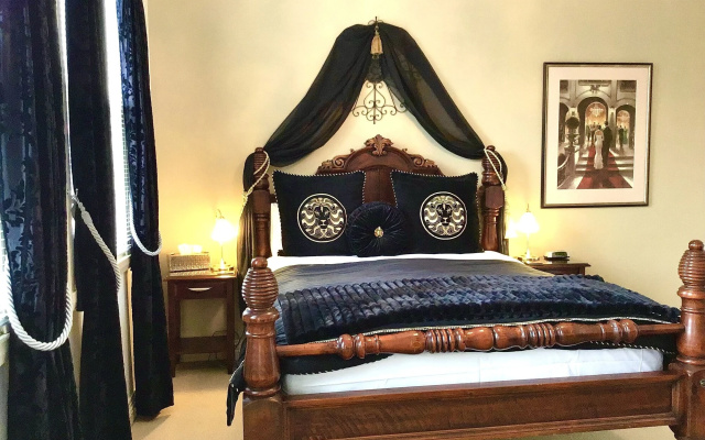 Kurrajong House Launceston – Guest Rooms – Launceston