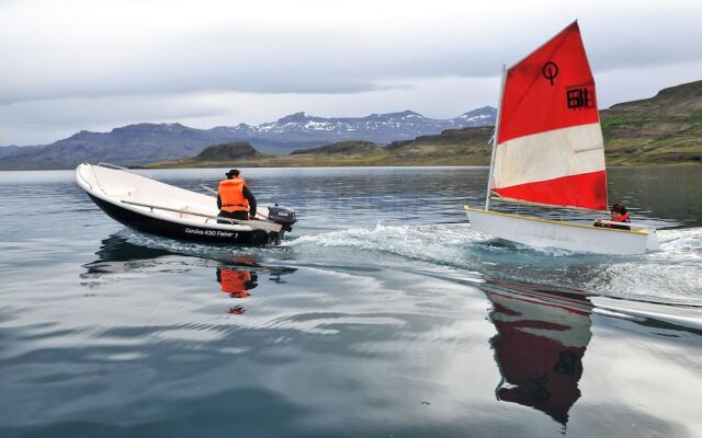 Mjóeyri Travel holiday homes