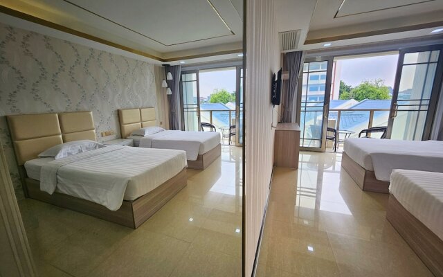 Mermaid's Beach Resort