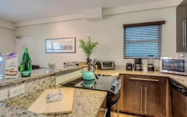 751 Meridian Apartments