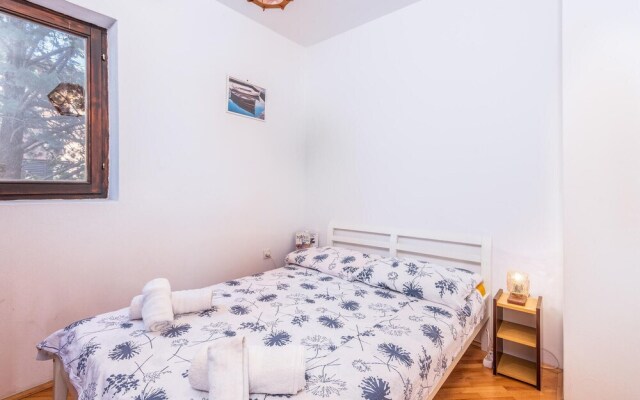 Beautiful Home in Krk With Wifi and 3 Bedrooms