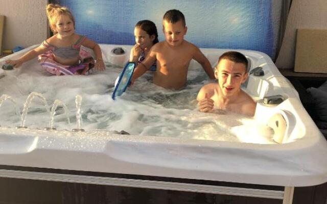 Sunset Beach Apartmanház