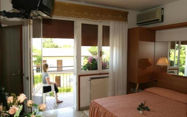 Hotel Oasi Verde