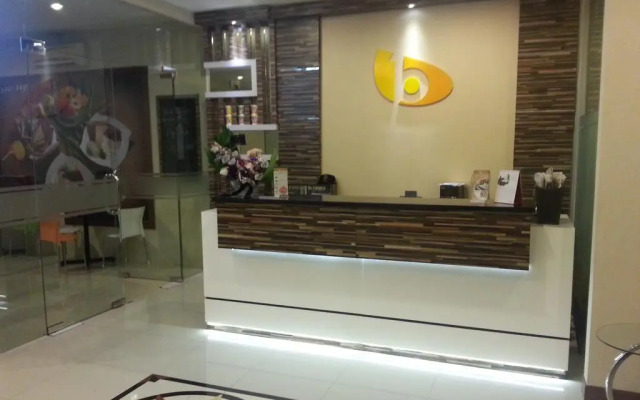 RedDoorz @ Budget Hotel Ambon