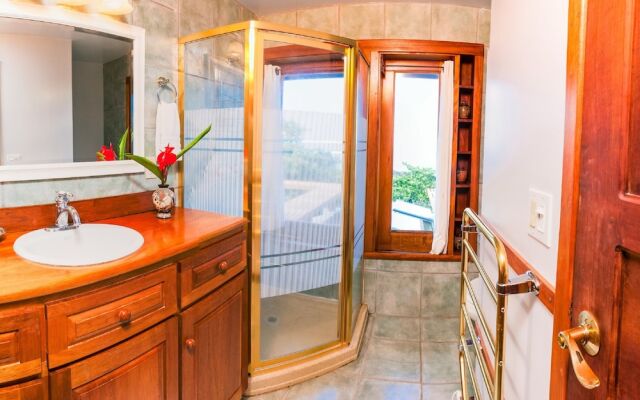 Sea Lodge - Full House