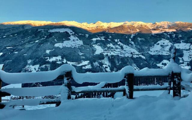 Kama Alm