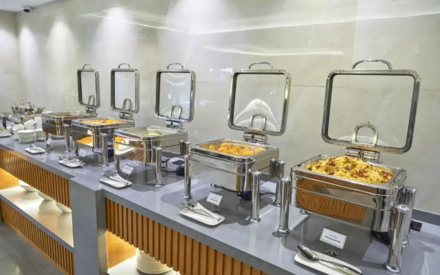 Platinum Hotel