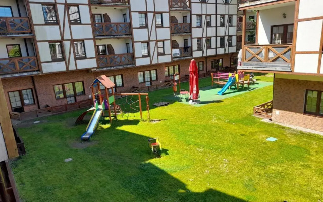 Apartament pod Dębami