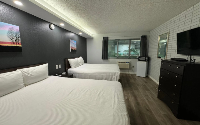 Travelodge By Wyndham Winnipeg Airport