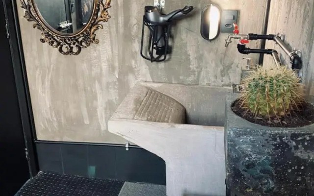 Stylish Penthouse Apartment