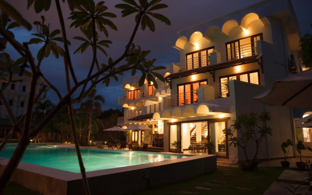 iRoHa Garden Hotel & Resort