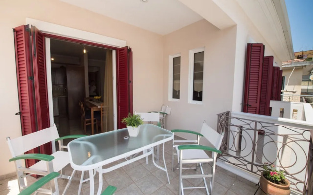 La Strada City House
