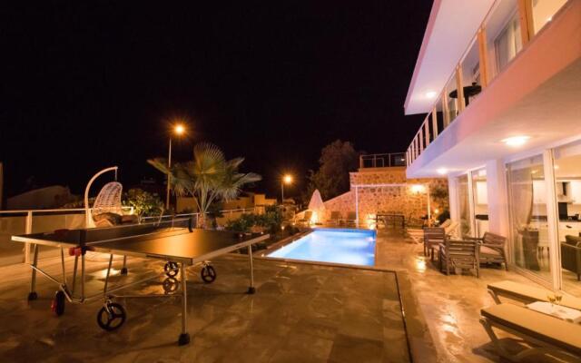 Lumiere Villas