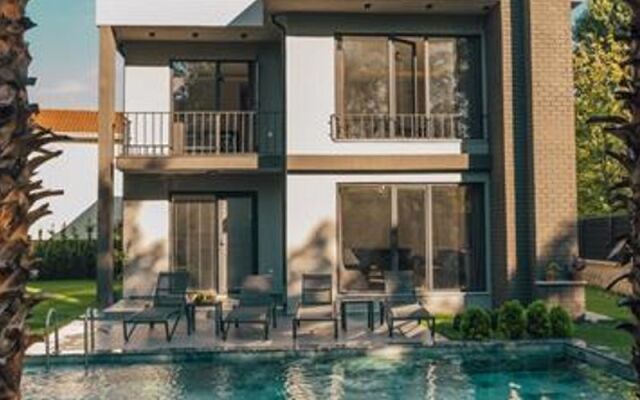 Villa Gray