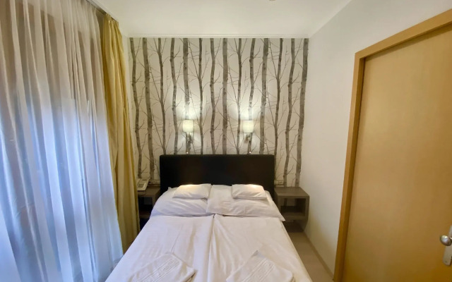 Royal Mediterran Hotel