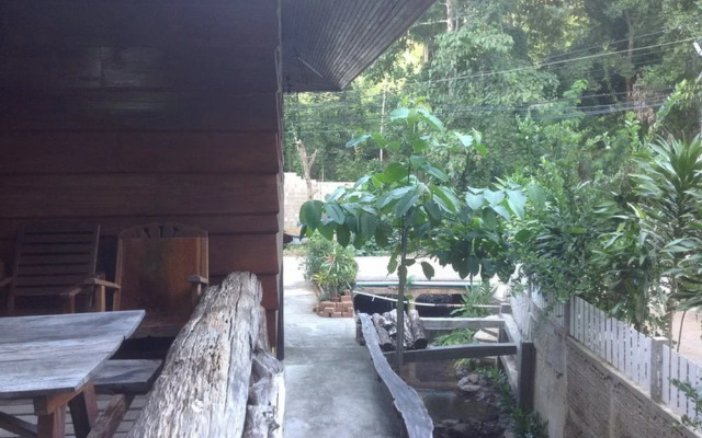 Bann Thong Pan Chang Hotel