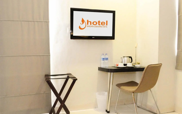 J Hotel Bandara Soekarno Hatta